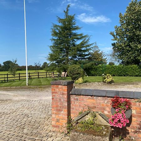 Bank Farm Cottages Nantwich Exteriör bild